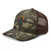 Load image into Gallery viewer, Camouflage trucker hat
